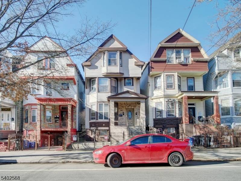 Newark City, NJ 07104,320 Clifton Ave