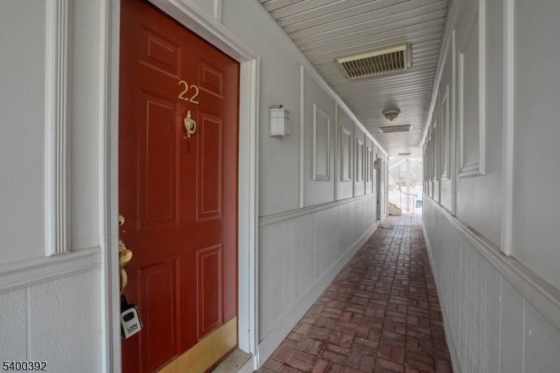 Franklin Twp., NJ 08823,22 Amberly Ct