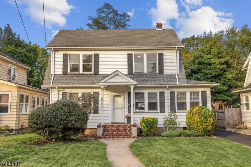 Rahway City, NJ 07065,163 Stanton St