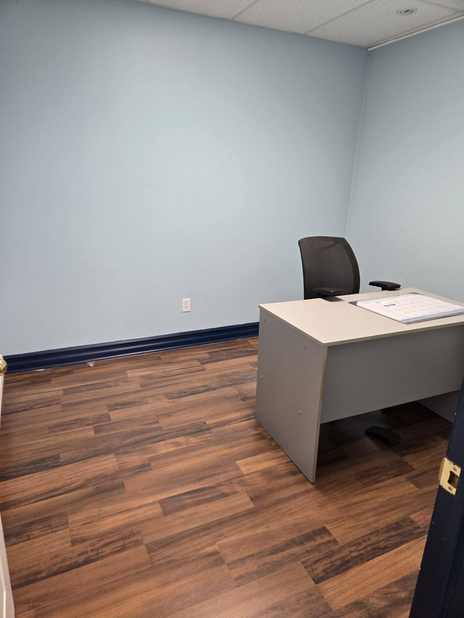 Toronto E02, ON M4C 4J7,85 Cedarvale AVE #2nd Flr