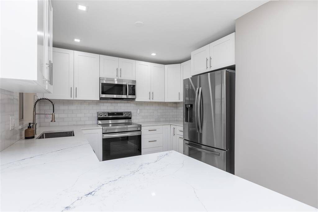 Deerfield Beach, FL 33441,2002 SW Natura Blvd #D