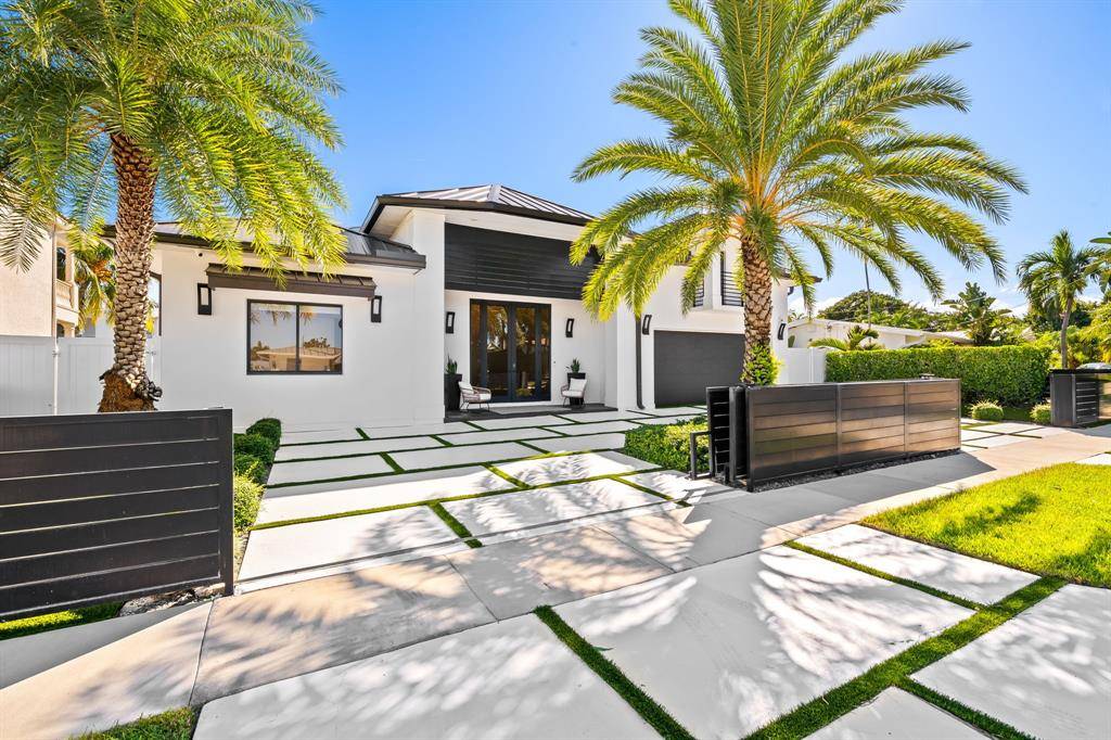 Boca Raton, FL 33487,710 NE 69th Street