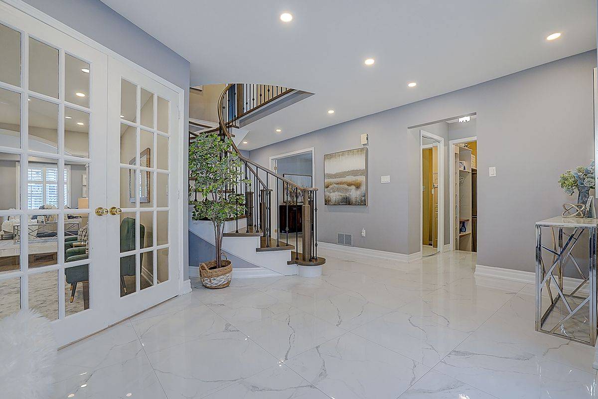 Markham, ON L3R 7T9,23 Baycliffe RD