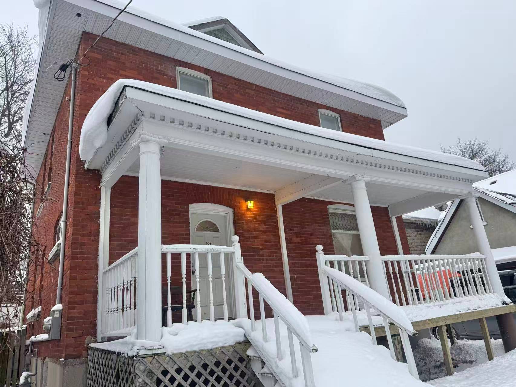 Orillia, ON L3V 1S6,109 Elgin ST