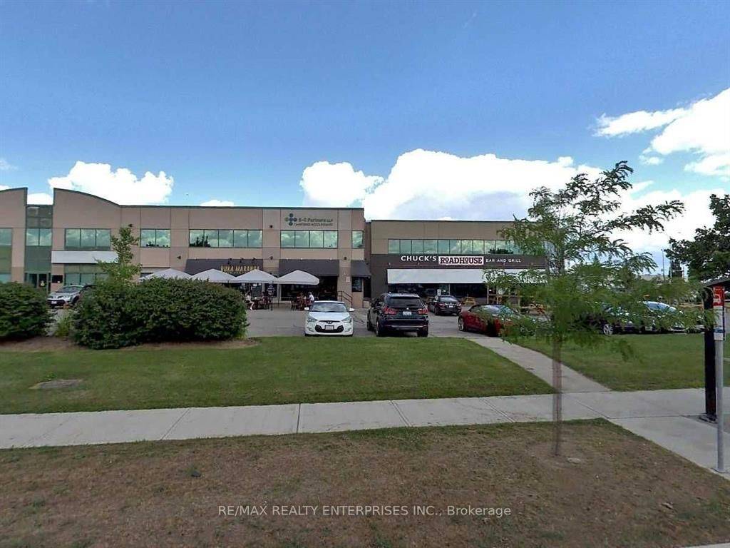 6465 Millcreek DR #207, Mississauga, ON L5N 5R3