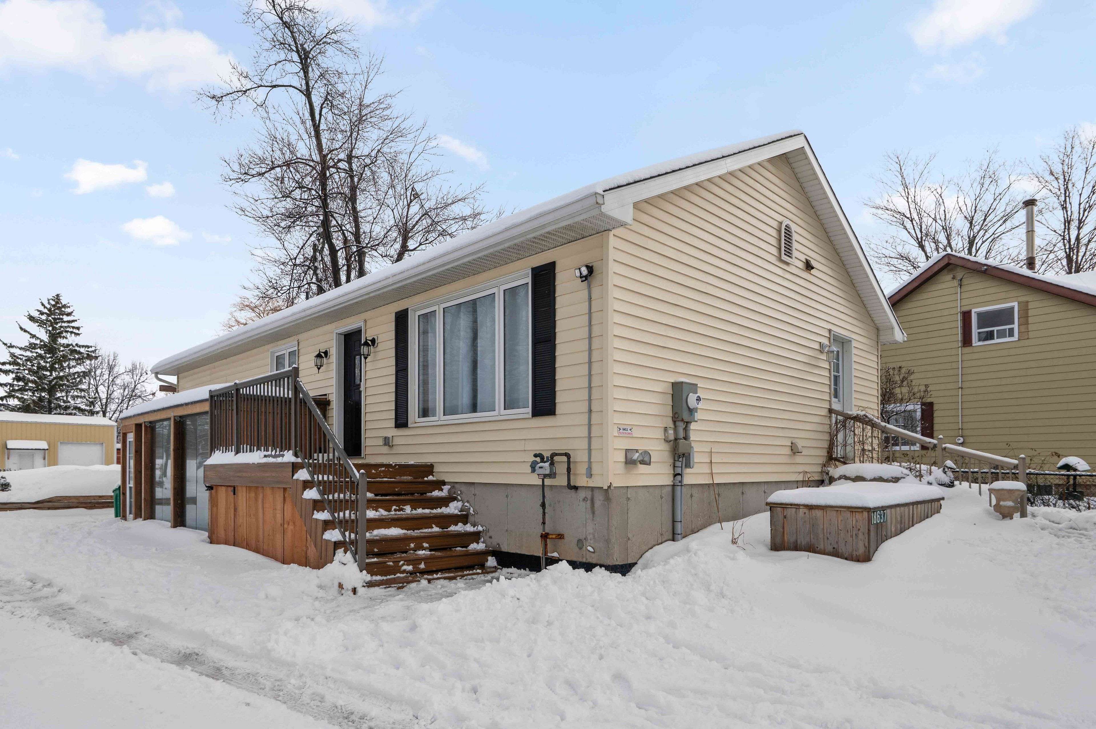 Caledon, ON L7K 0X9,18637 Hurontario ST