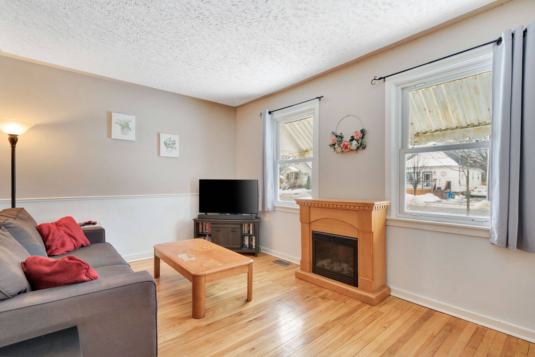 London East, ON N5Y 2E4,40 Elliott ST