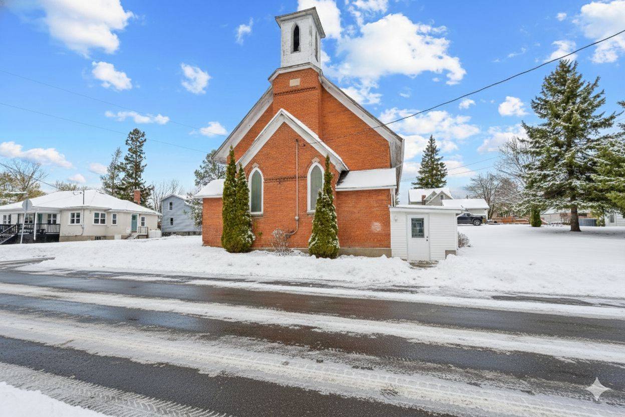 Stone Mills, ON K0K 3G0,4 Neely ST