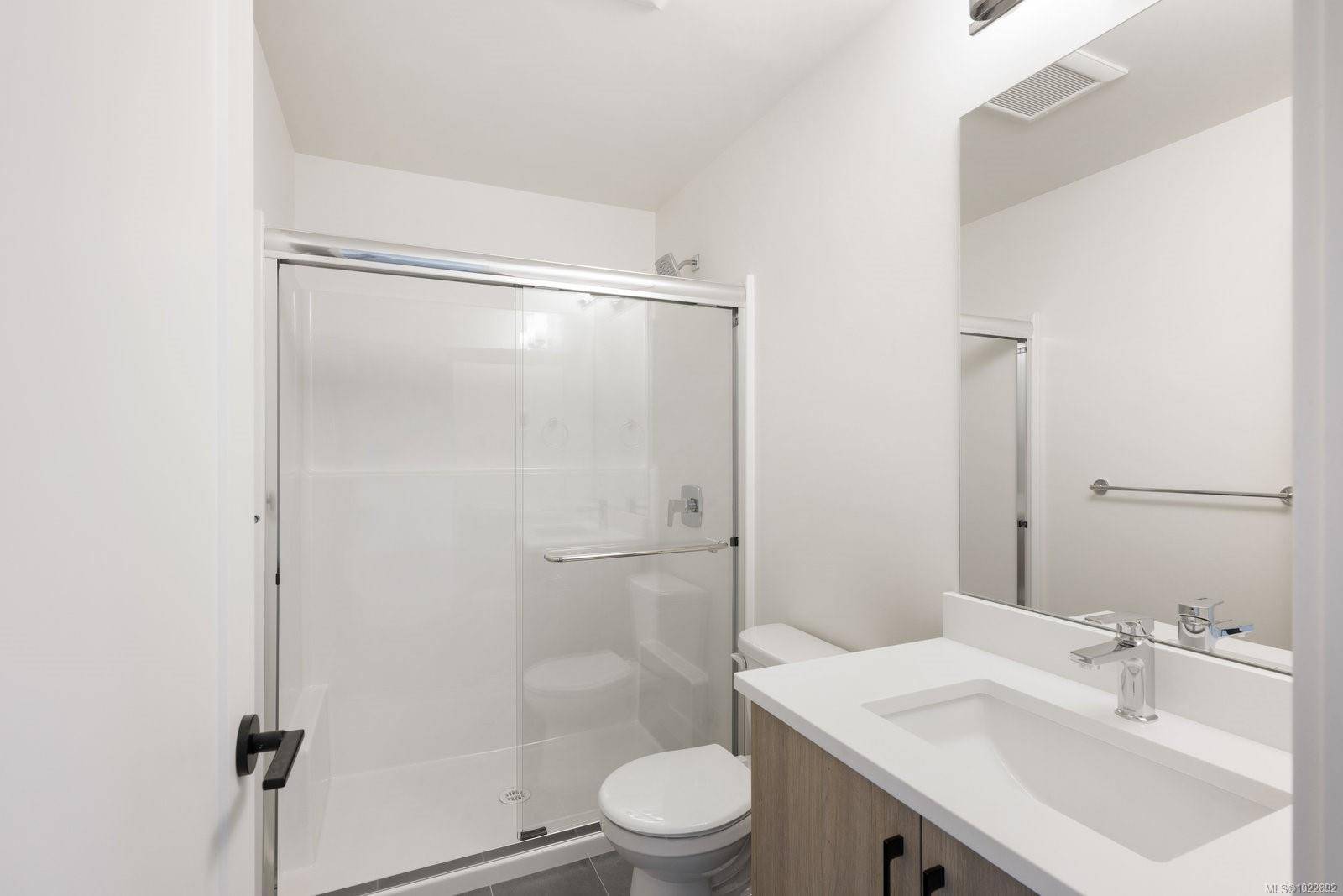 Langford, BC V9C 0J9,924 Rosefinch Pl