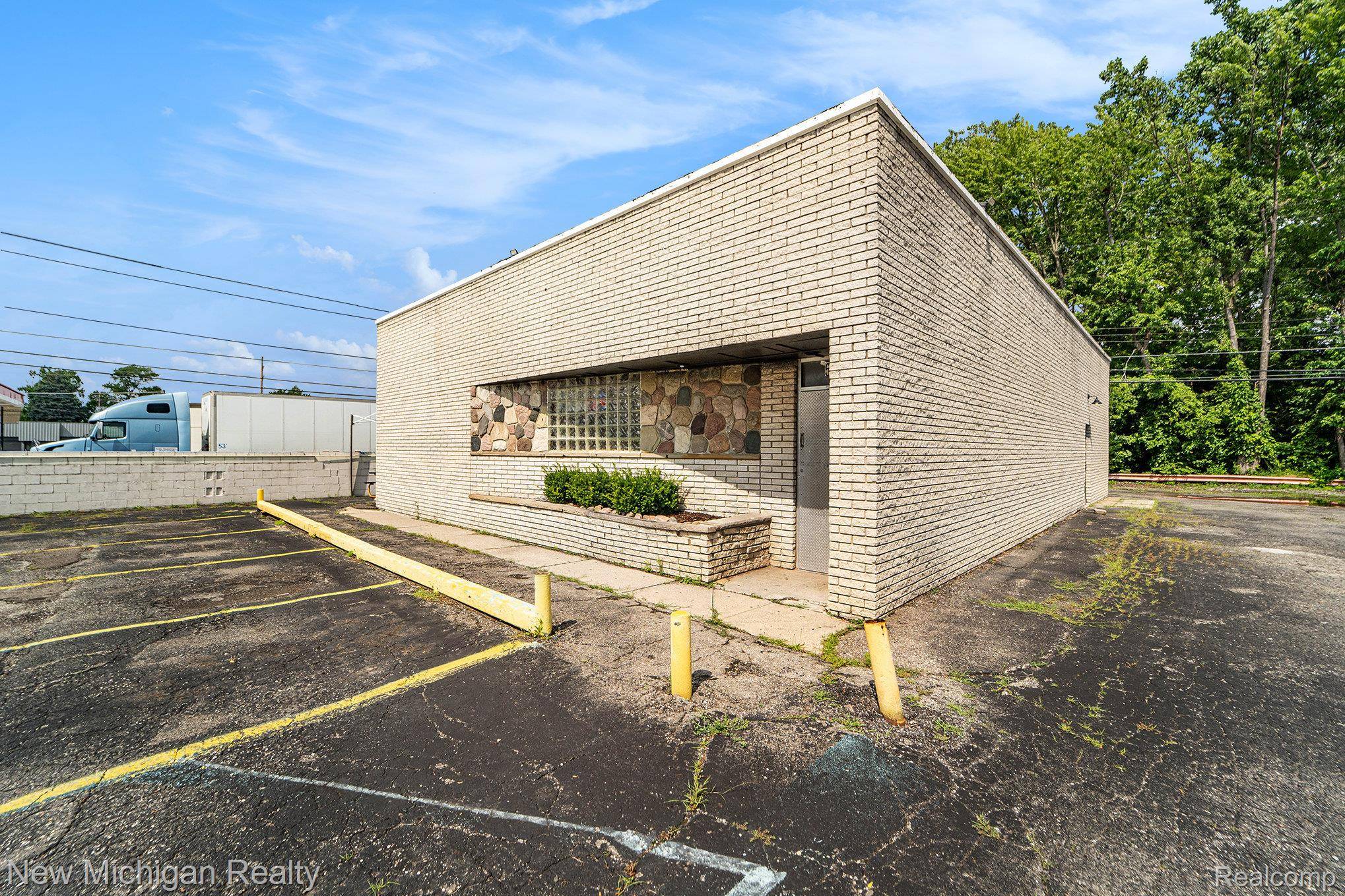 Taylor, MI 48180,5915 Inkster RD