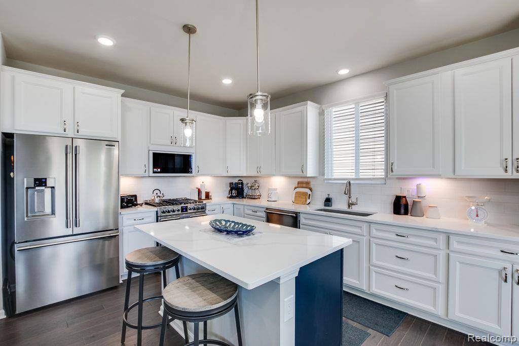 Clinton Township, MI 48038,42504 Arbor DR