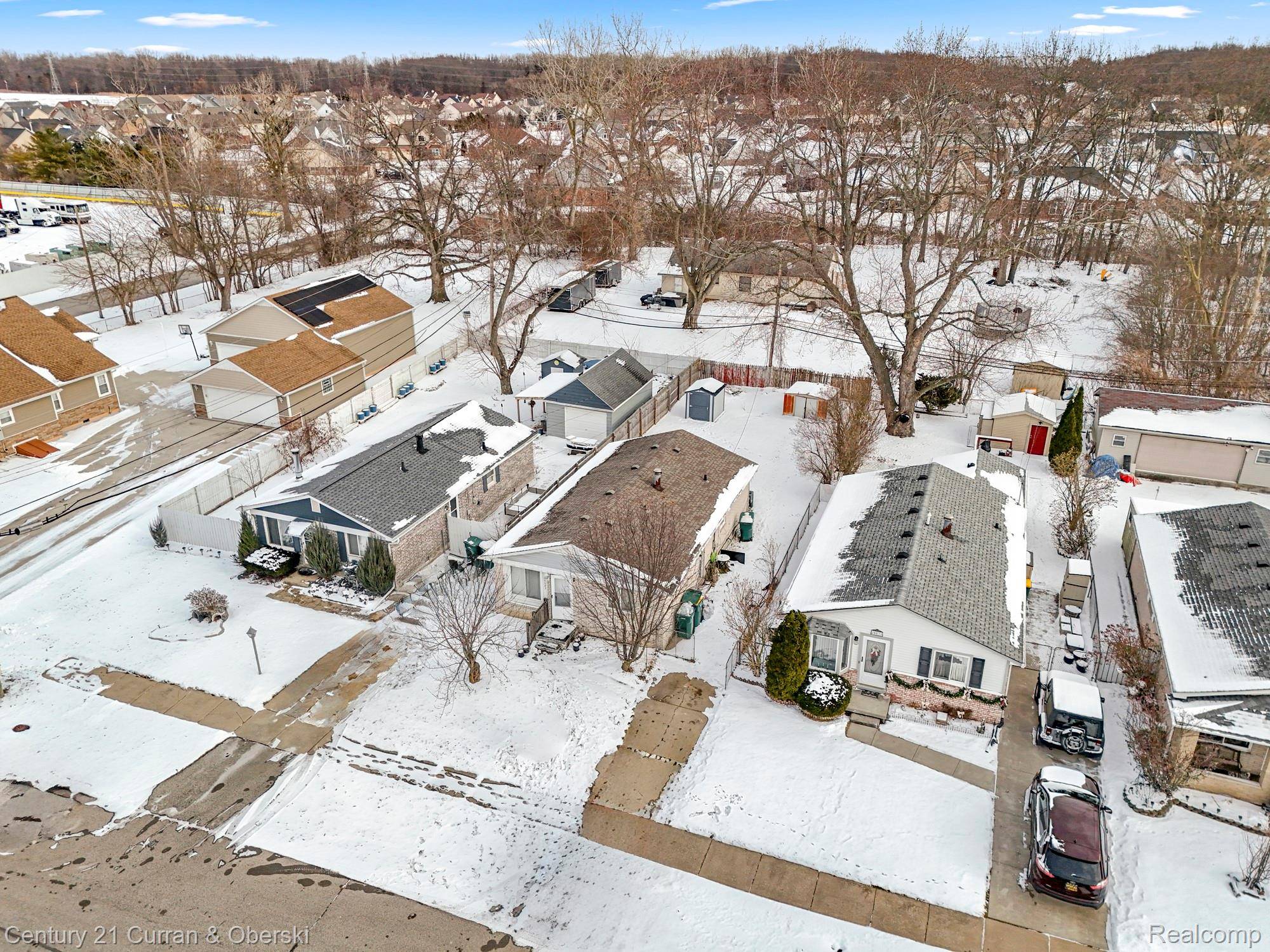 Romulus, MI 48174,20023 Syracuse AVE