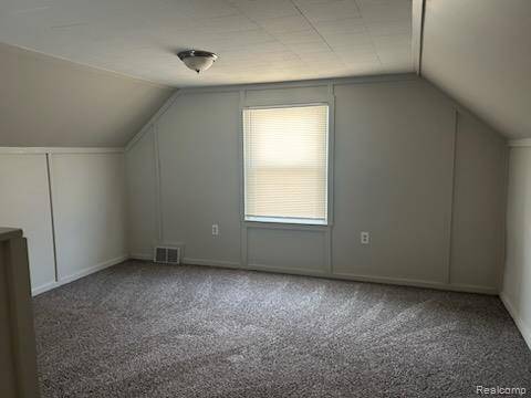 Berkley, MI 48072,2438 Columbia RD