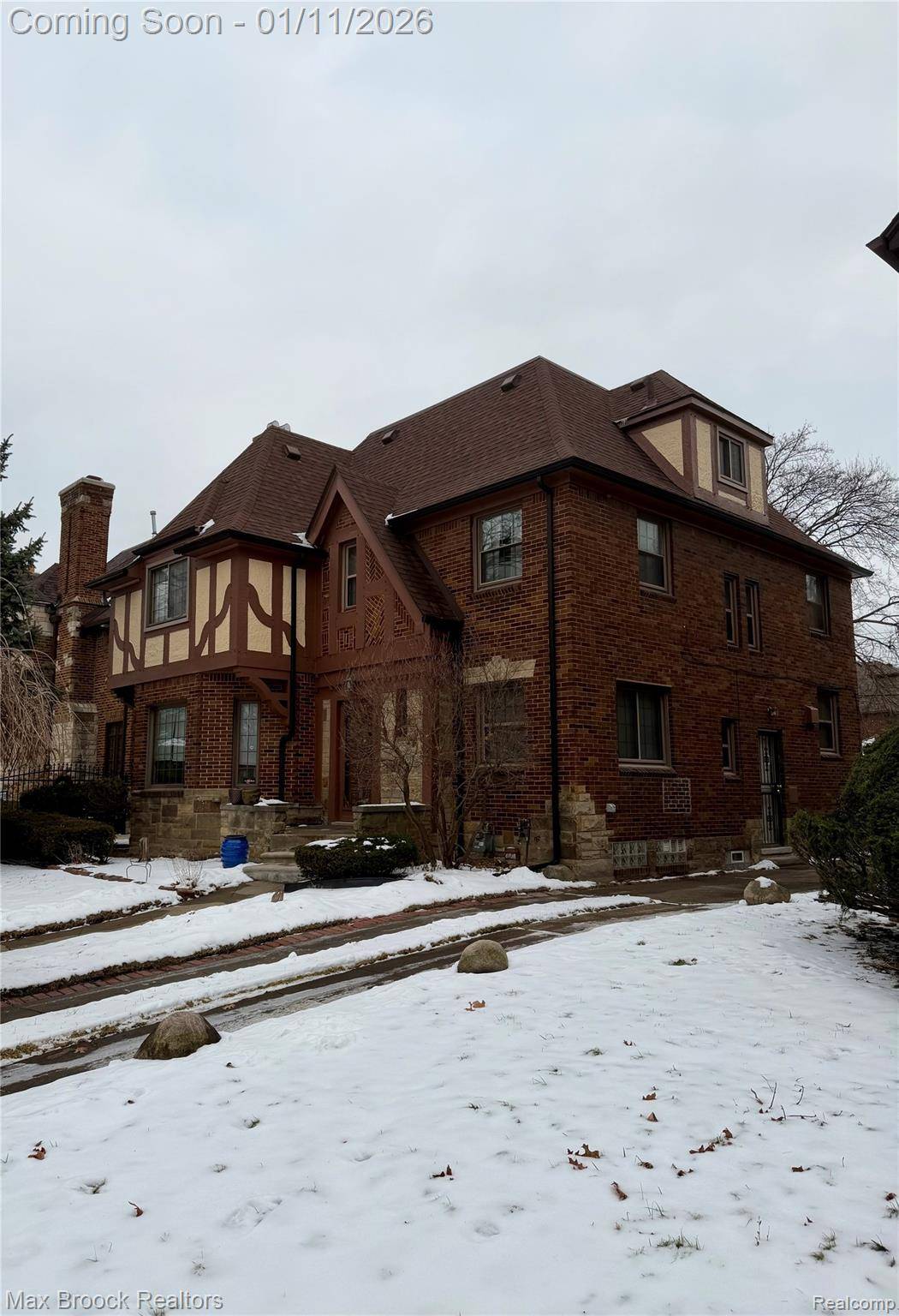 Detroit, MI 48221,18612 Muirland ST