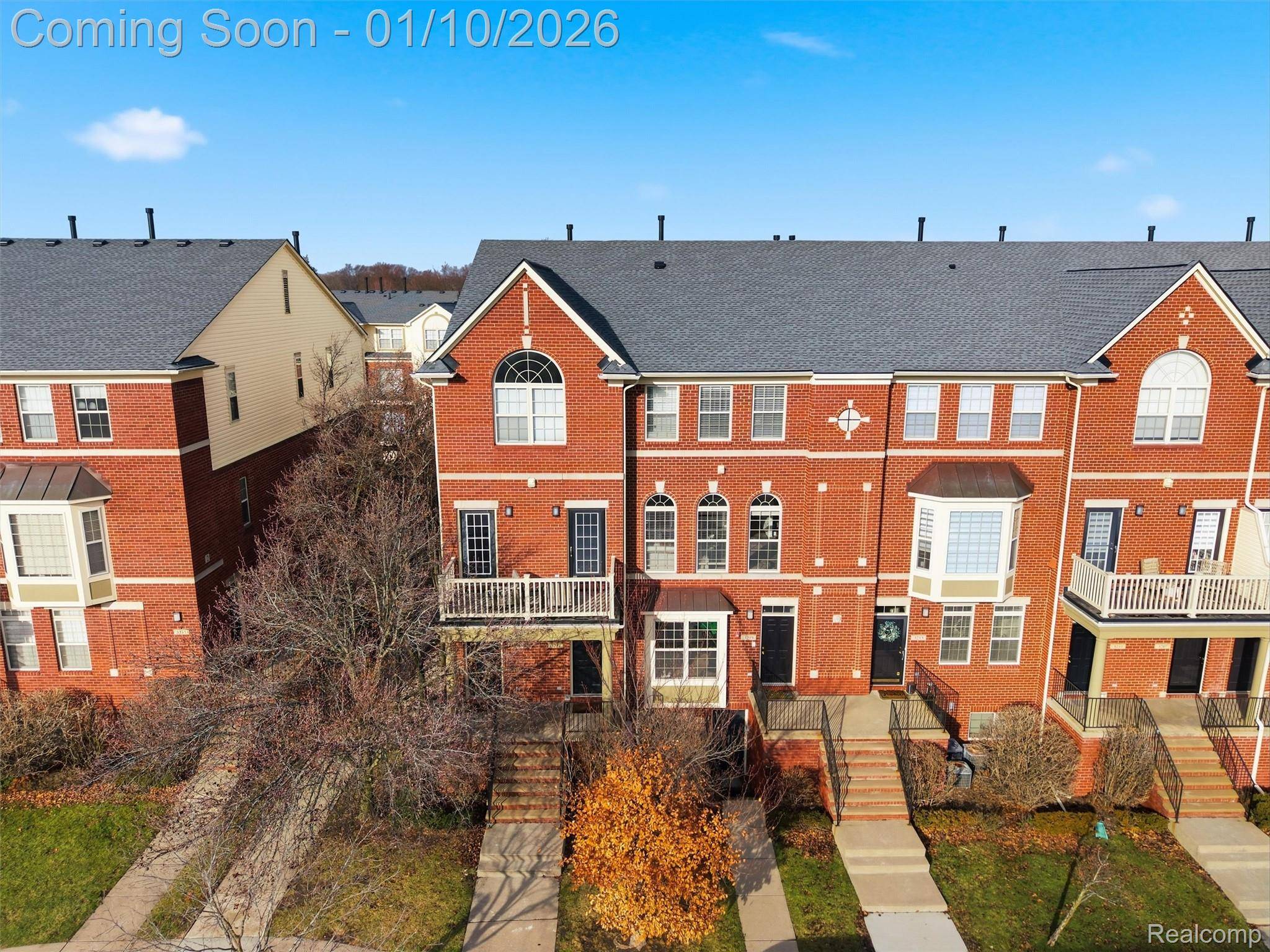 Troy, MI 48084,3227 Camden DR