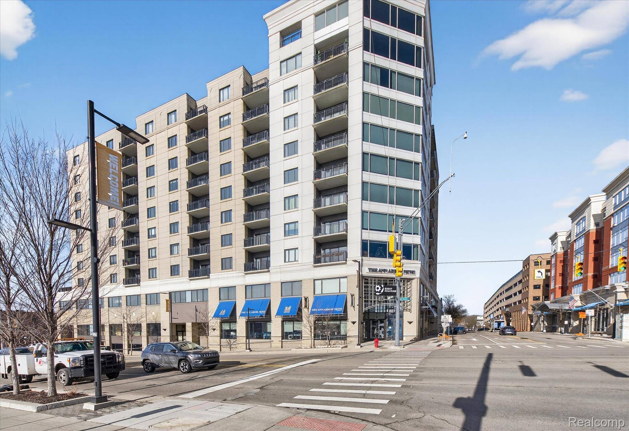 Ann Arbor, MI 48104,111 N Ashley ST #406