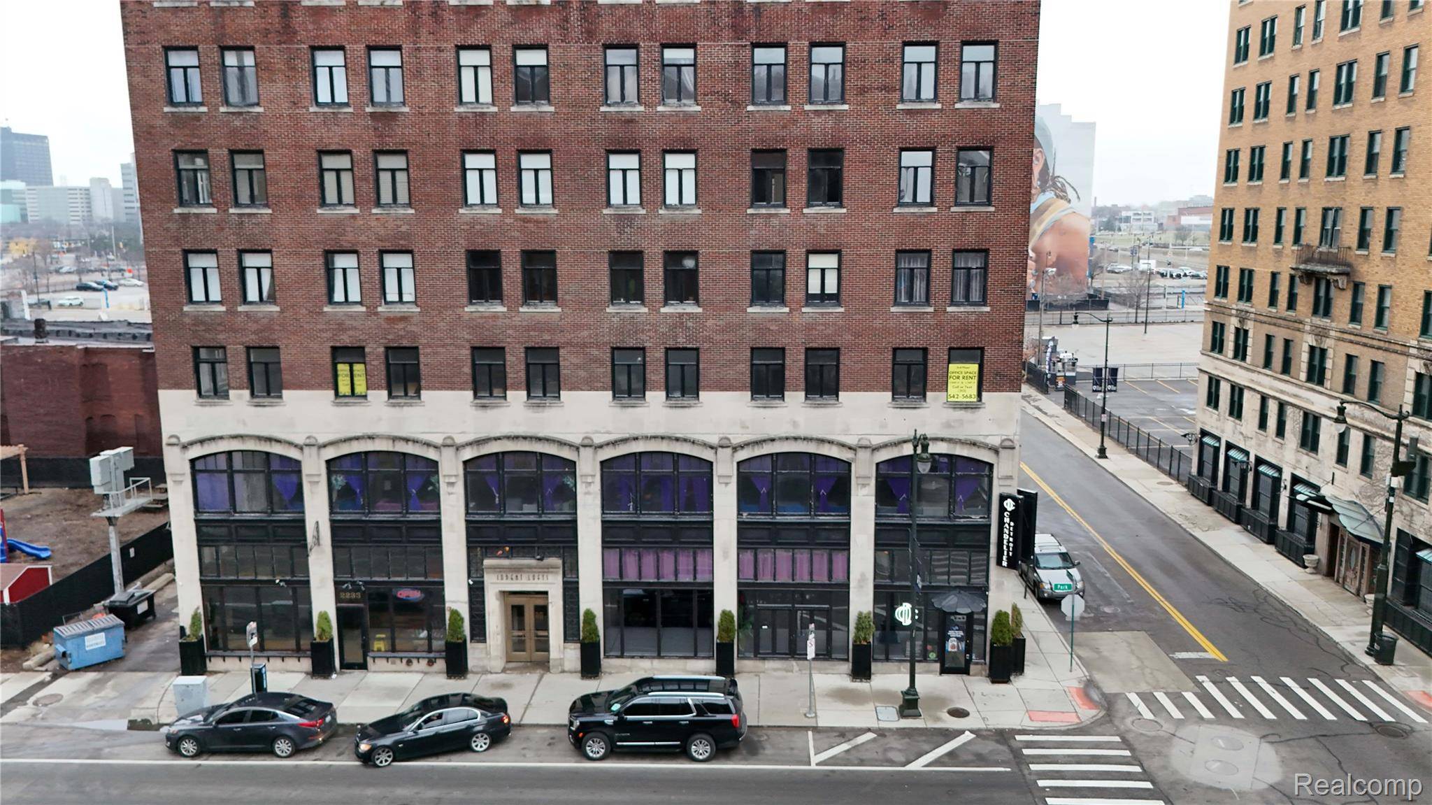 Detroit, MI 48201,2233 Park AVE