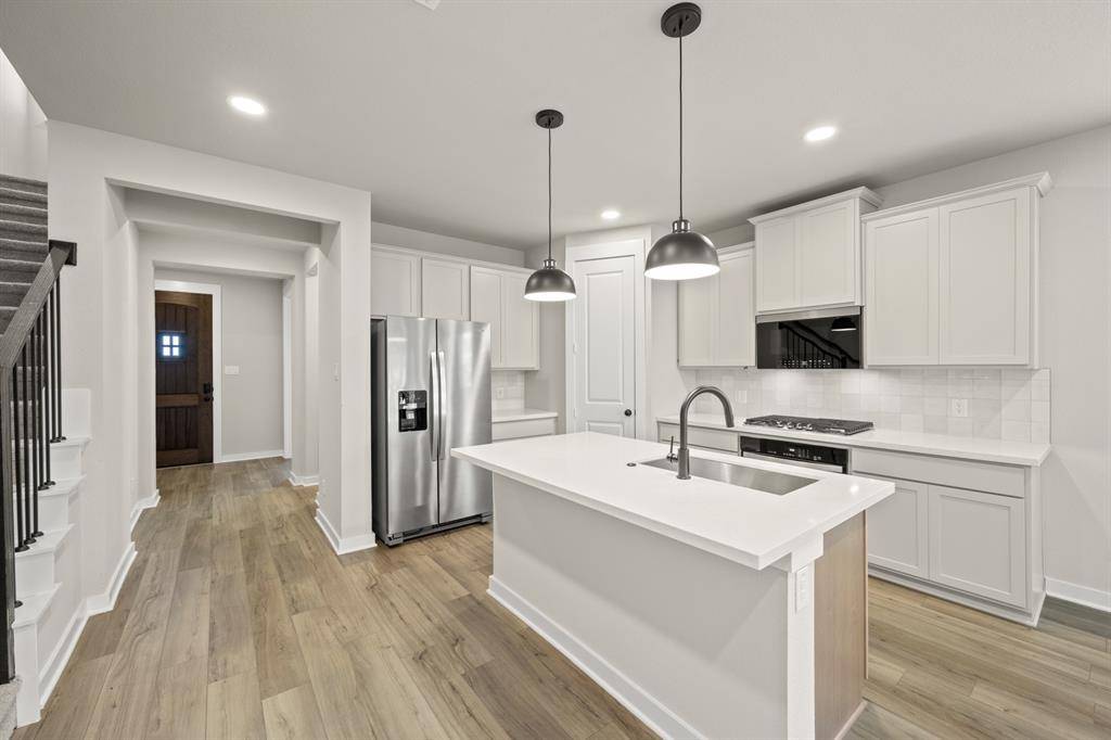 Justin, TX 76247,8776 Treeline Pathway