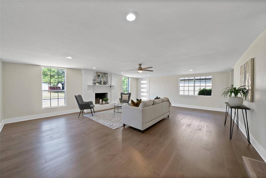 Dallas, TX 75229,3046 Rotan Lane