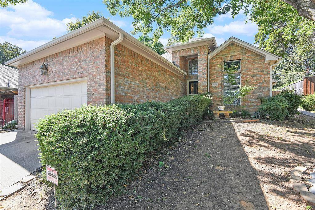 Arlington, TX 76017,5924 Canberra Lane