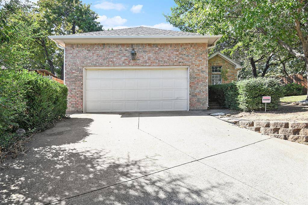 Arlington, TX 76017,5924 Canberra Lane