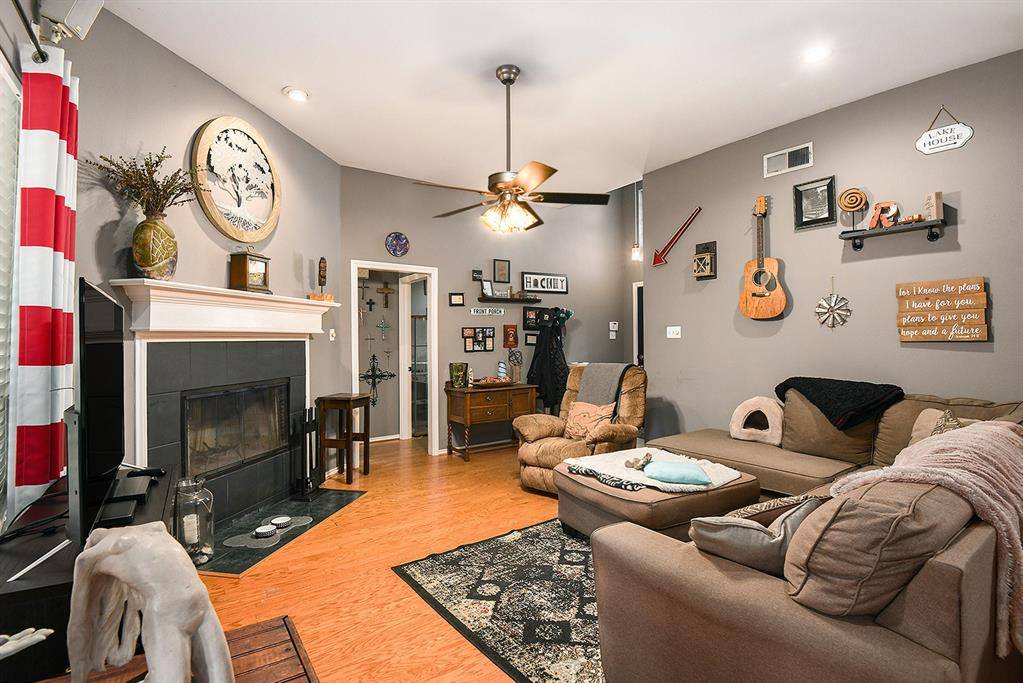 Arlington, TX 76017,5924 Canberra Lane