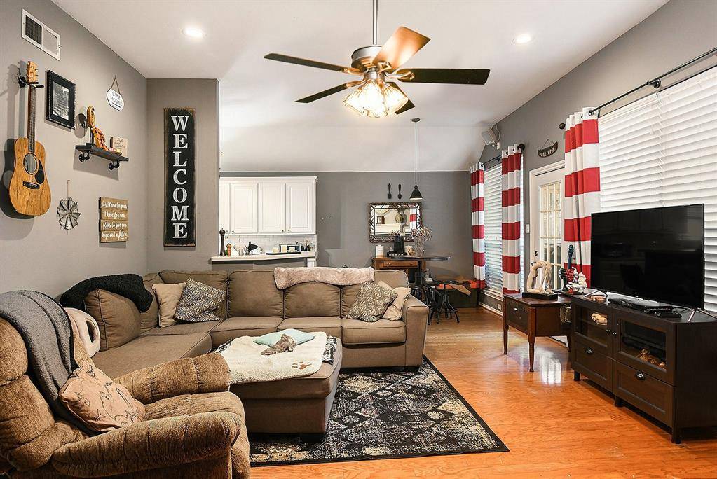 Arlington, TX 76017,5924 Canberra Lane