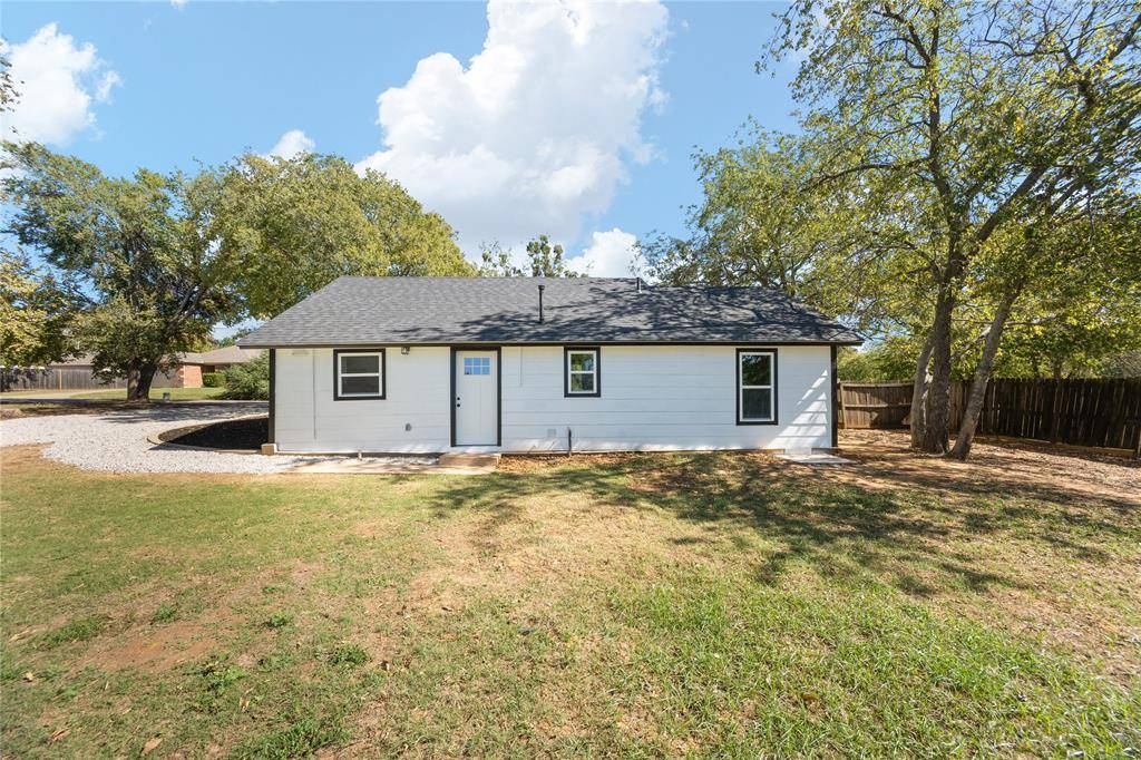 Aubrey, TX 76227,506 Caddell Street