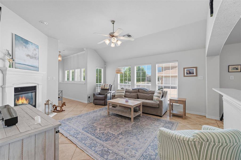 Savannah, TX 76227,1113 King George Lane