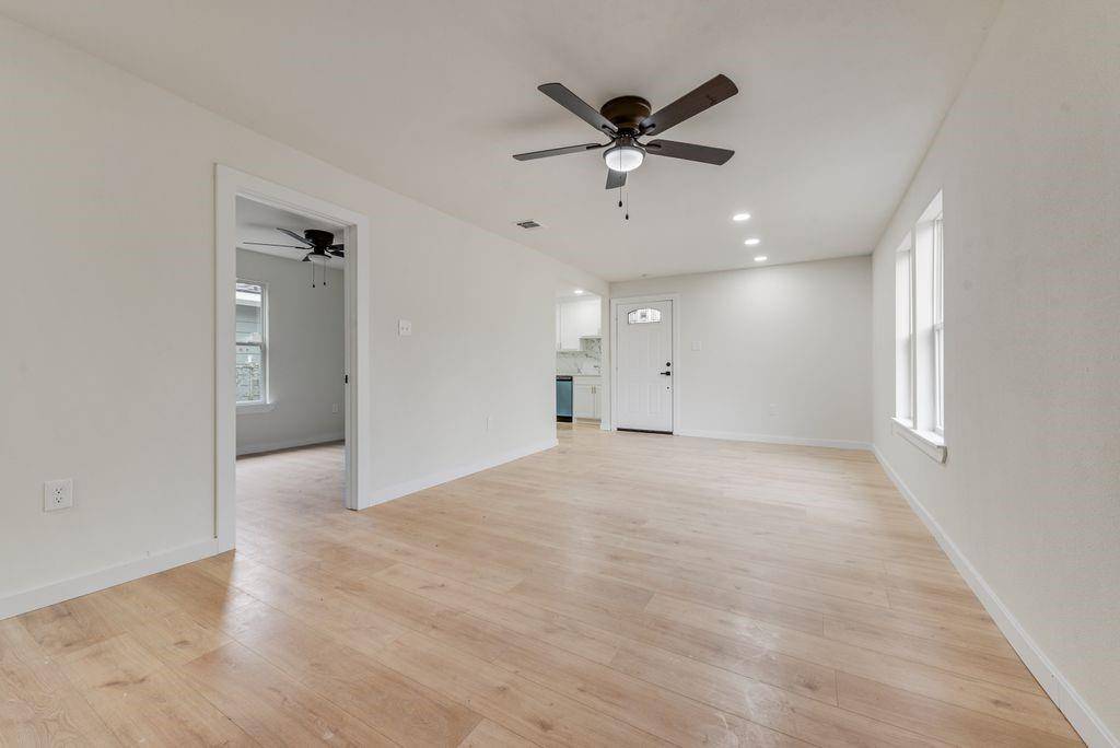 Dallas, TX 75212,3414 Vilbig Road