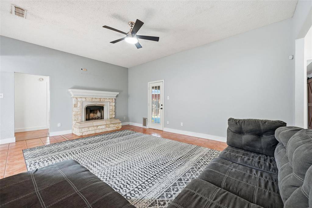 Arlington, TX 76017,4912 Arborgate Drive