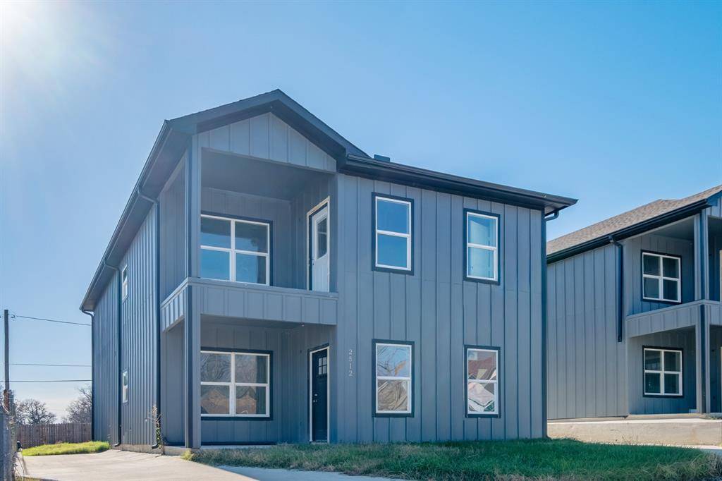 Fort Worth, TX 76106,2512 Oxford Avenue