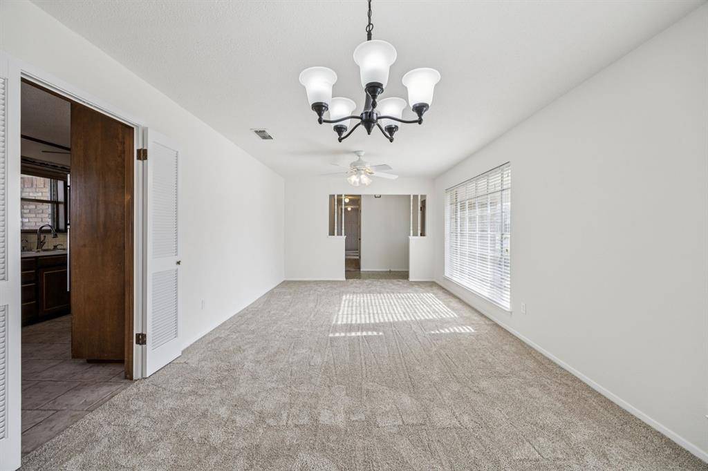 Hurst, TX 76054,432 Hillview Drive