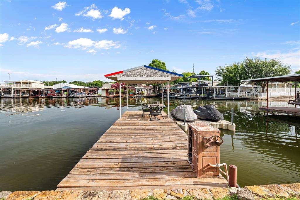 Granbury, TX 76048,307 Brazos Harbor Drive