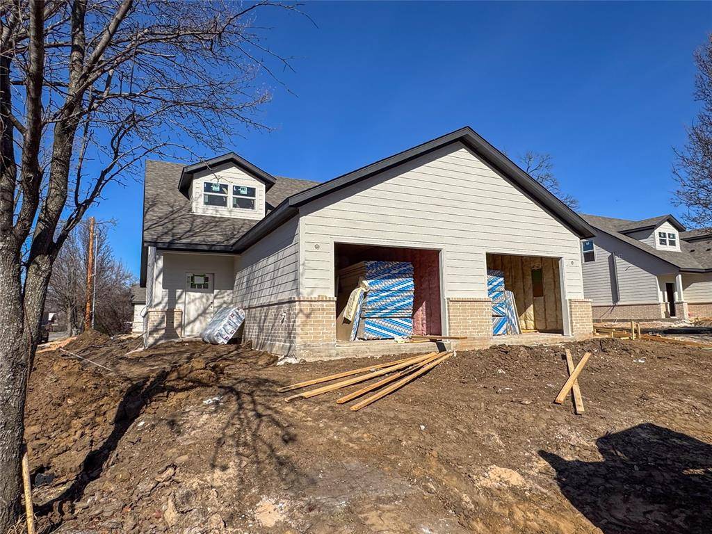 Sherman, TX 75090,411/ 413 W Dulin Street