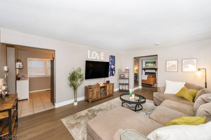 West Milford Twp., NJ 07480,81 Bergen Dr