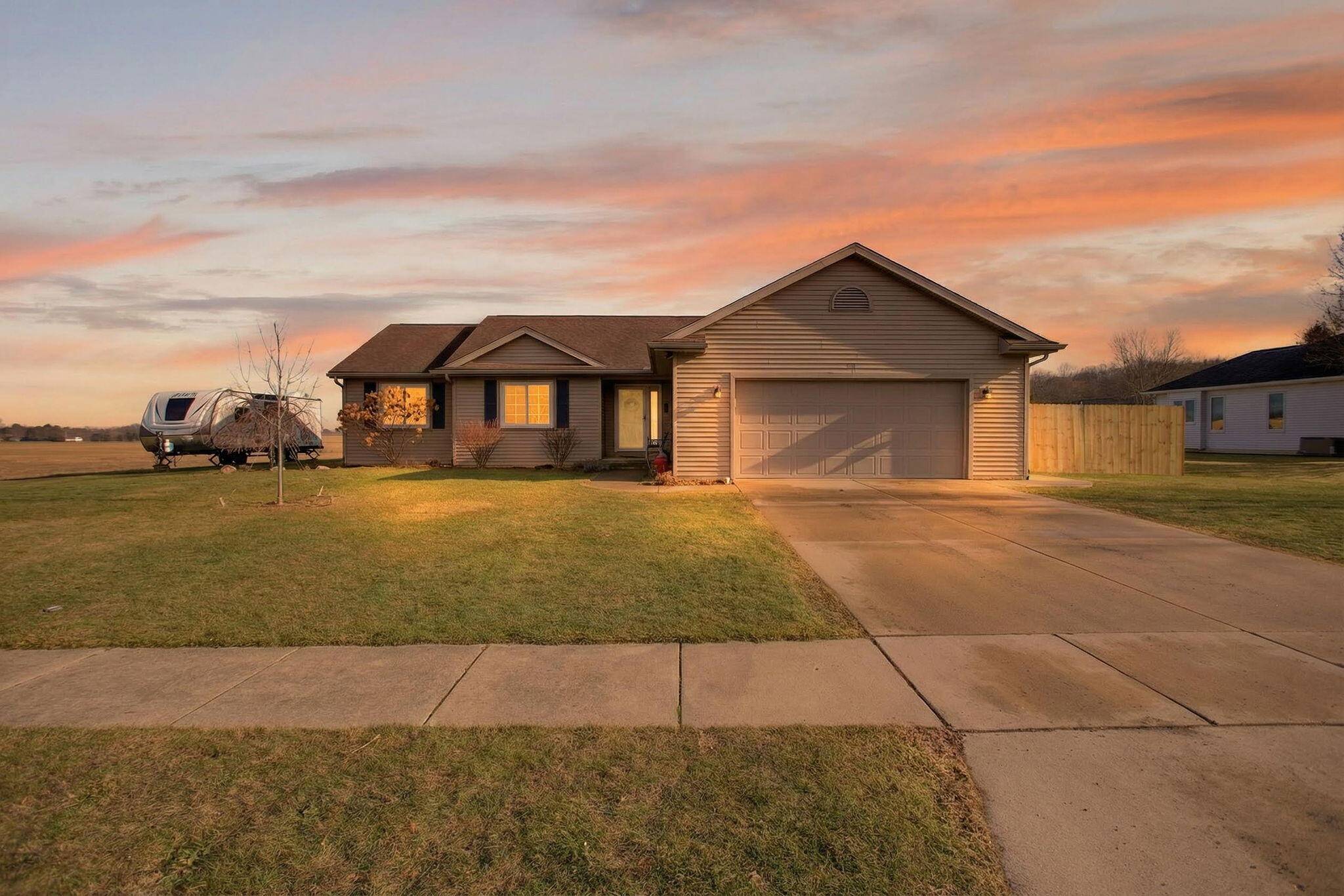 Onsted, MI 49265,351 Oatie DR