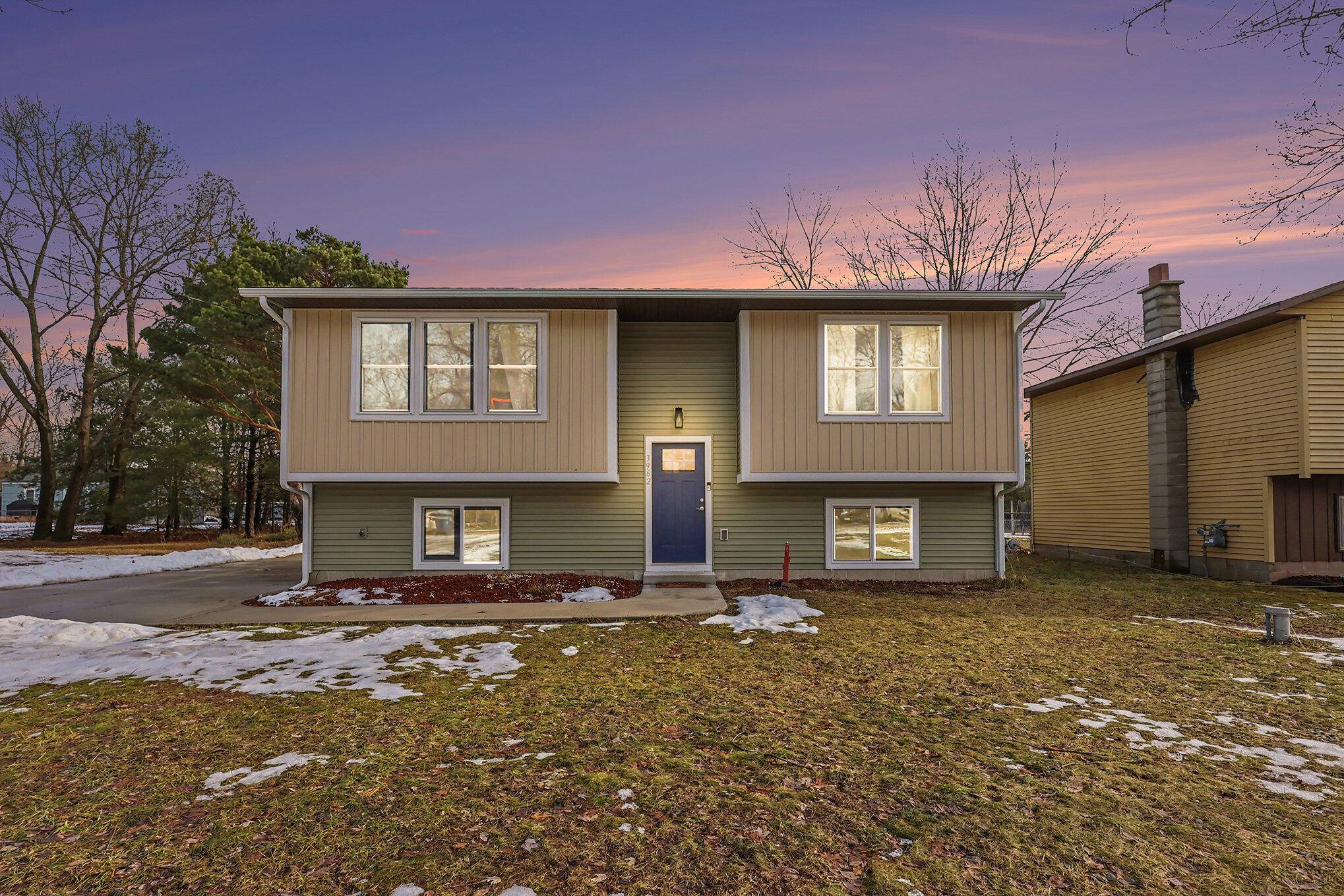 Norton Shores, MI 49444,3962 Taylor ST