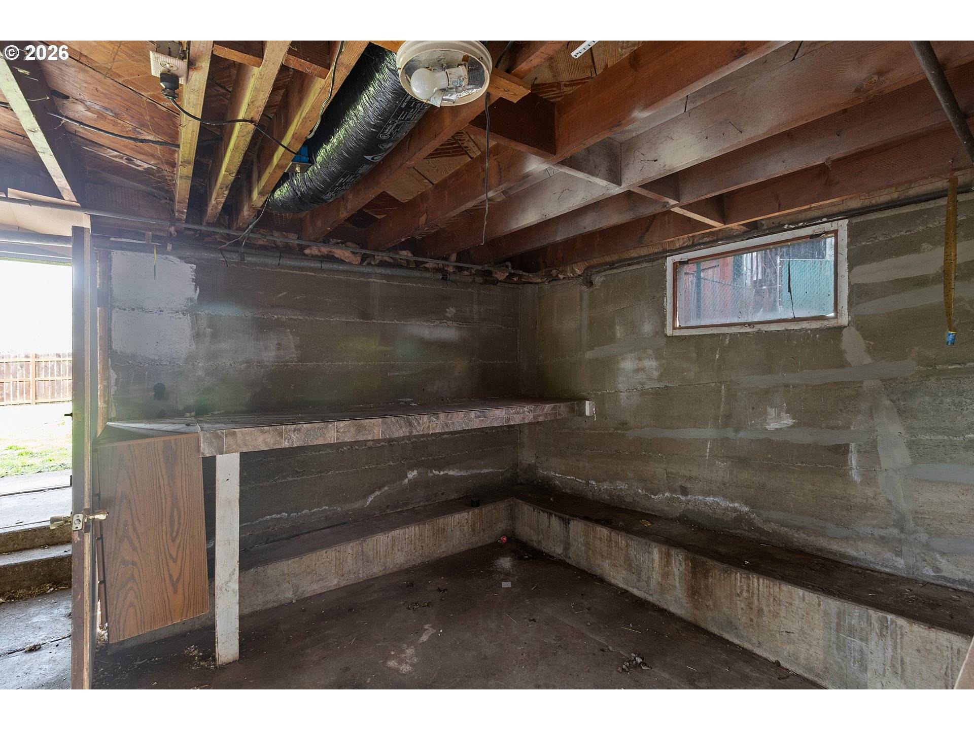 Roseburg, OR 97470,1710 SE MAIN ST