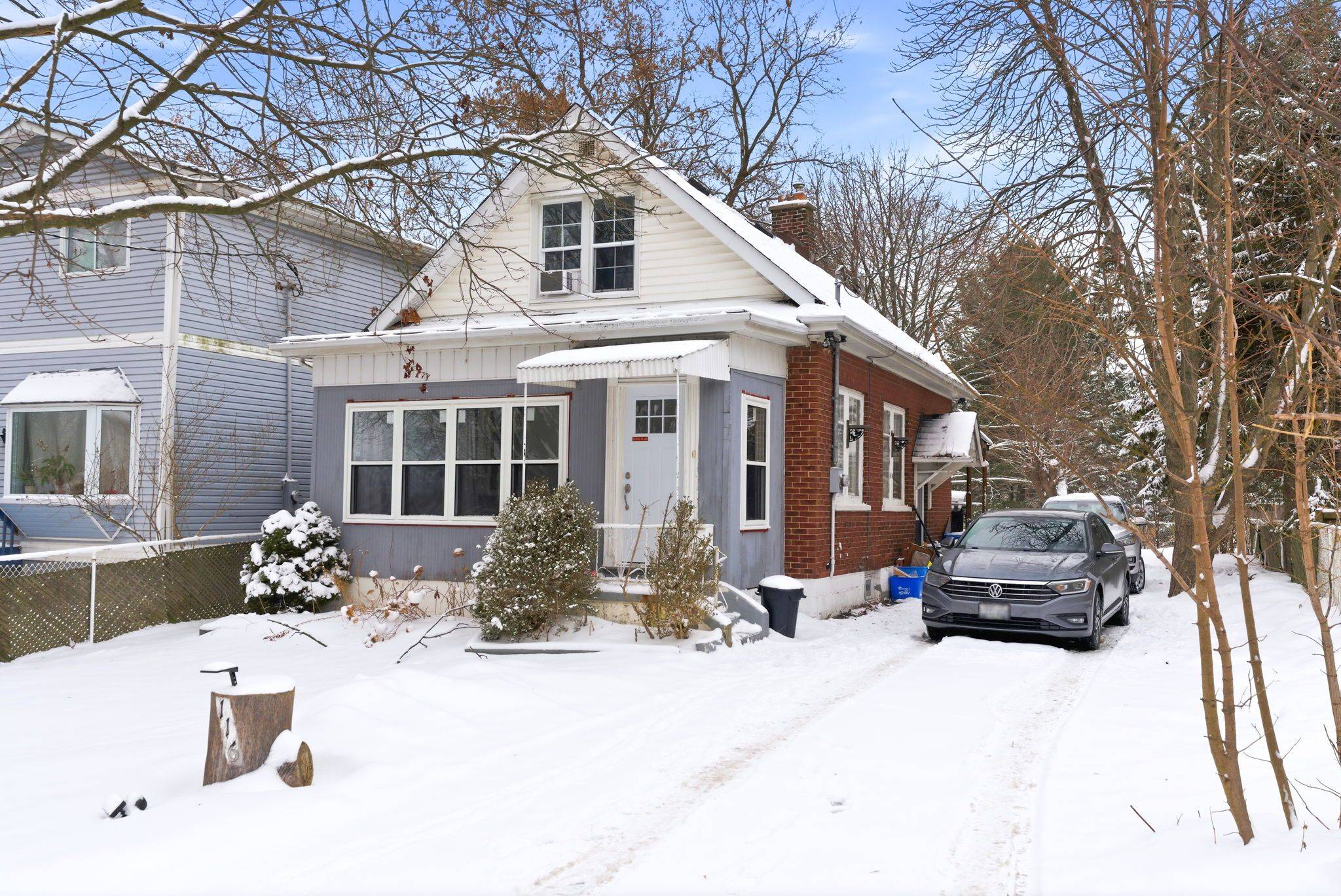 Oshawa, ON L1H 3W8,116 Thomas ST