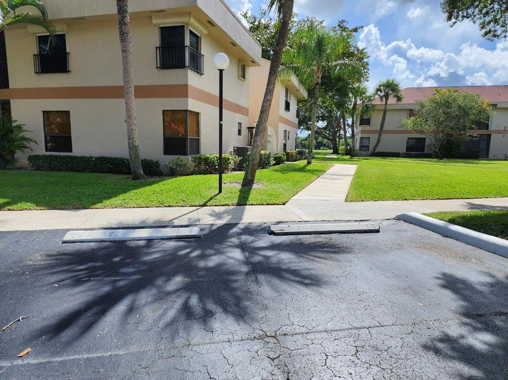 Coconut Creek, FL 33066,2738 S Carambola Cir #1913
