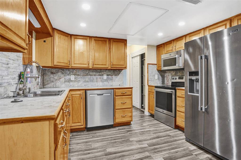 Deerfield Beach, FL 33064,4611 NW 12th Dr