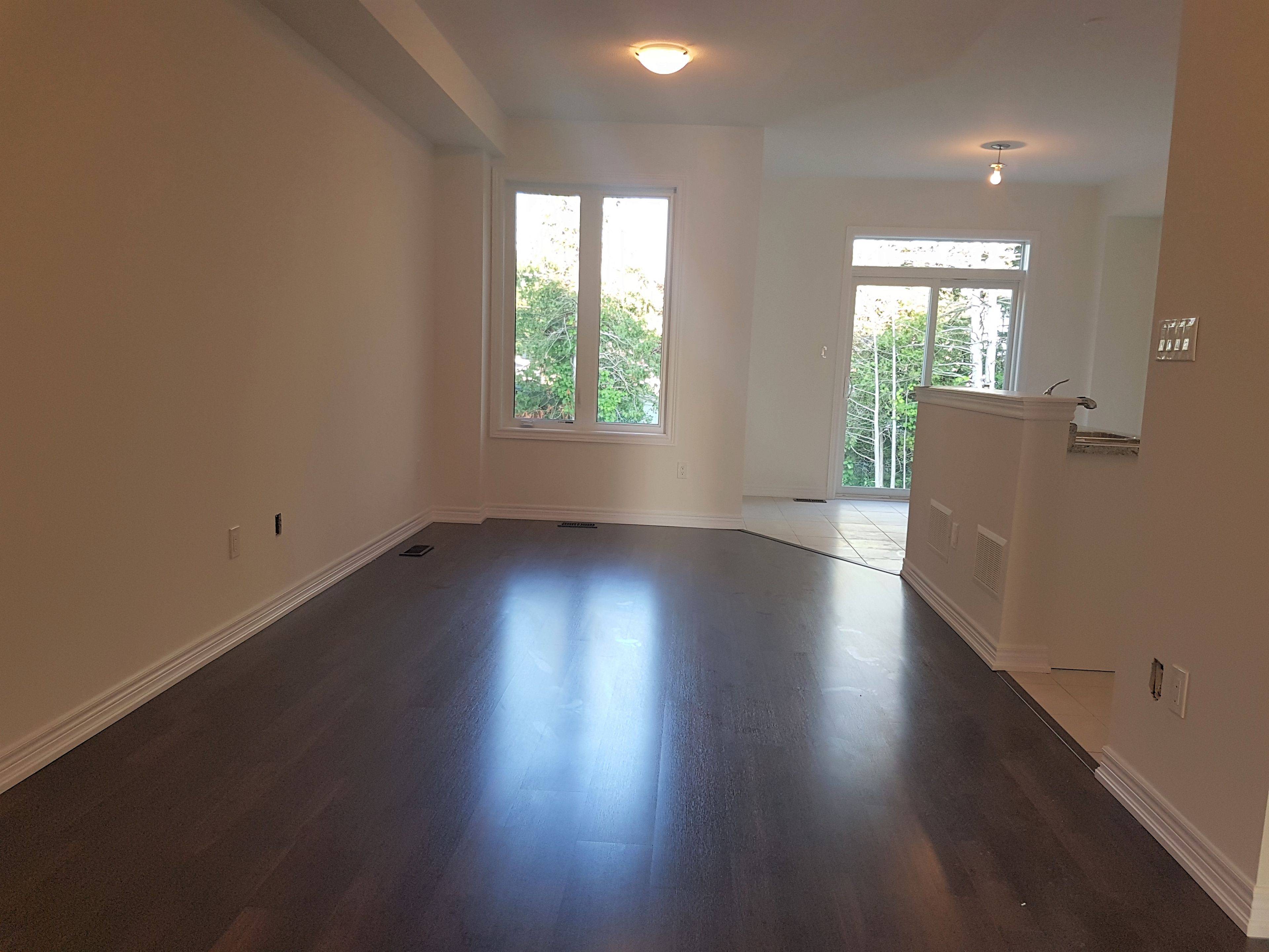 Essa, ON L4M 1B4,38 Greenwood DR