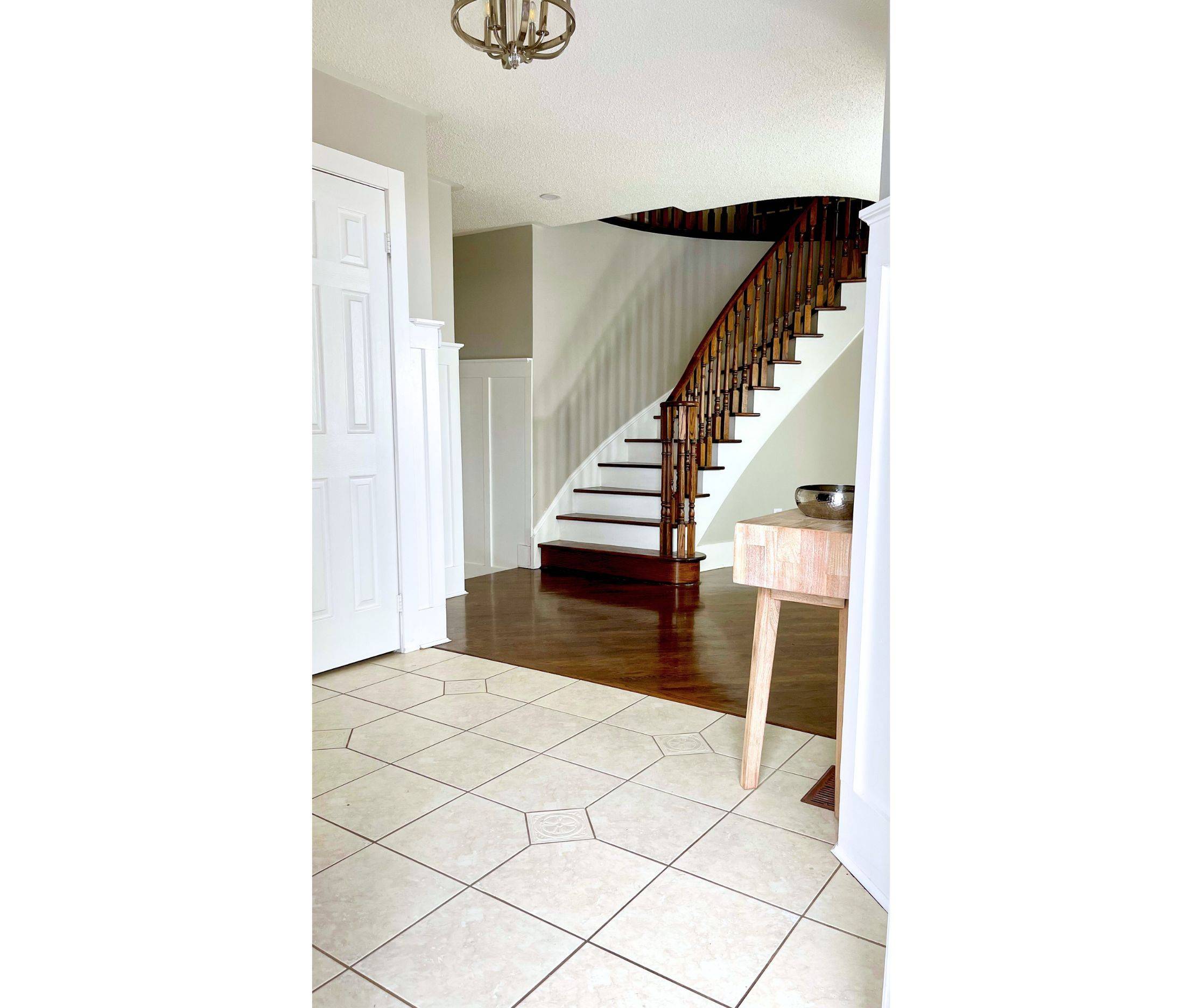 Vaughan, ON L6A 3N7,31 Giotto CRES SW