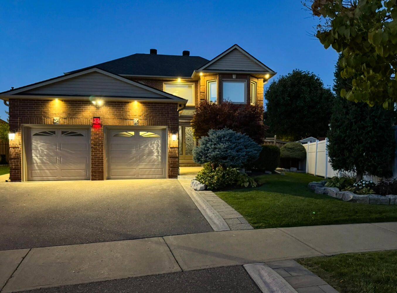 Brampton, ON L6X 3G2,34 Garbutt CRES