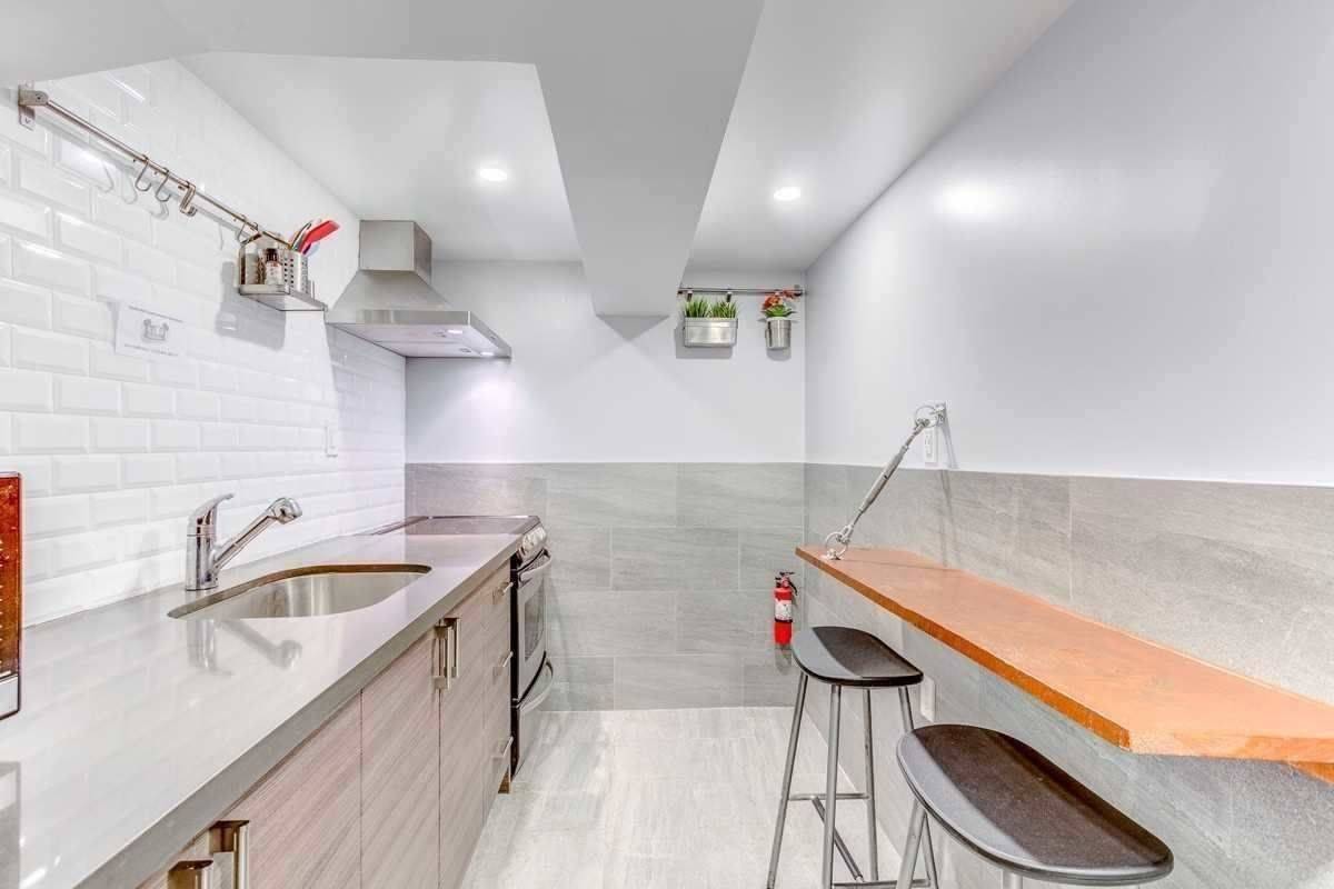 Toronto W03, ON M6M 3P4,394 Kane AVE #Lower