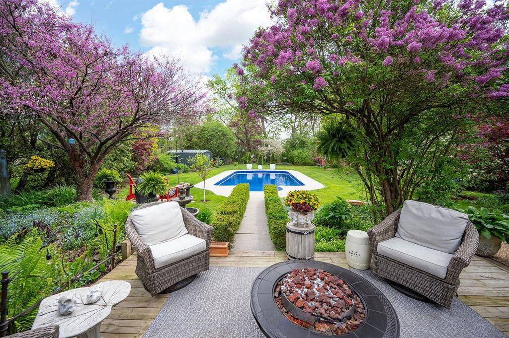 London South, ON N6C 3T9,514 Upper Queen ST