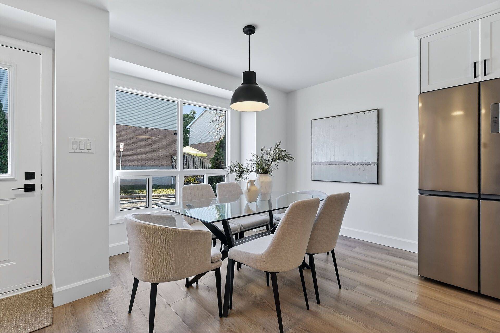 London South, ON N6C 5T3,35 Waterman AVE #27