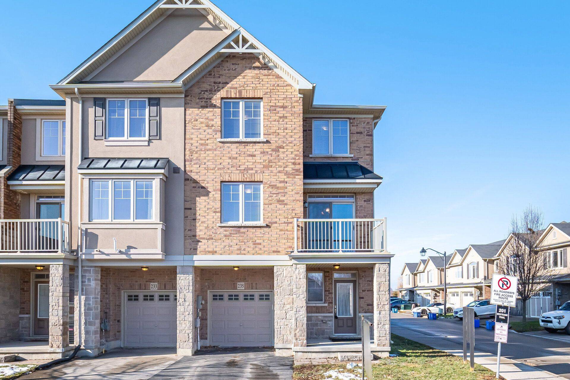 Hamilton, ON L8J 0H4,235 Westbank TRL