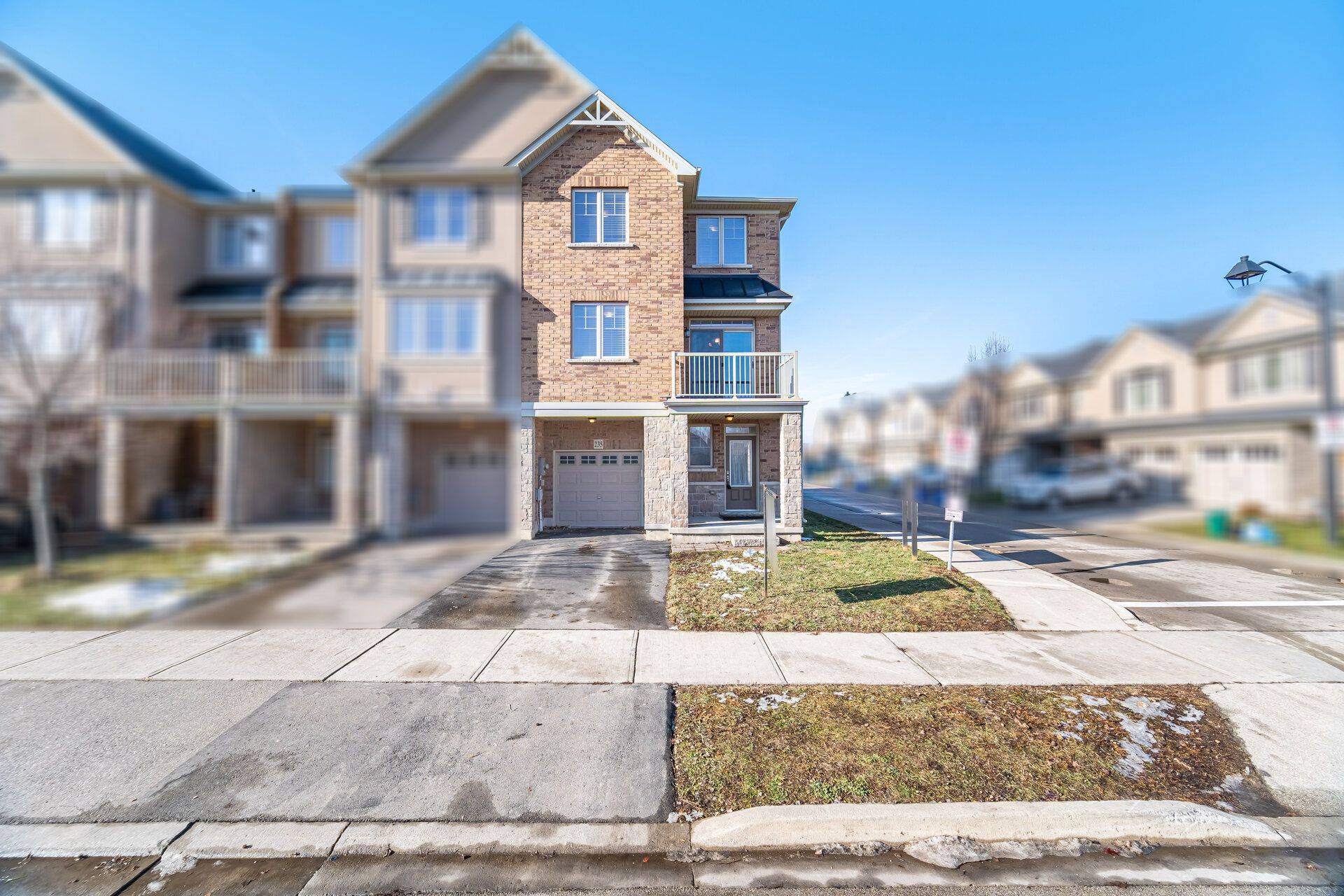 Hamilton, ON L8J 0H4,235 Westbank TRL